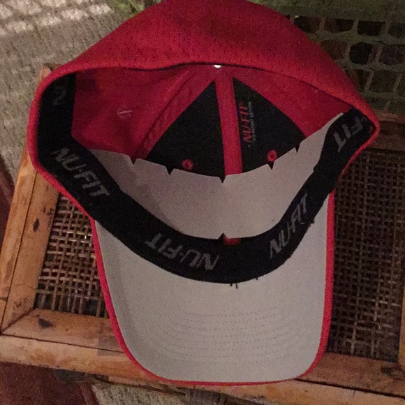 😎NWT Nu-Fit Fitted Red Baseball Cap Must Have 😎 - Picture 5 of 7